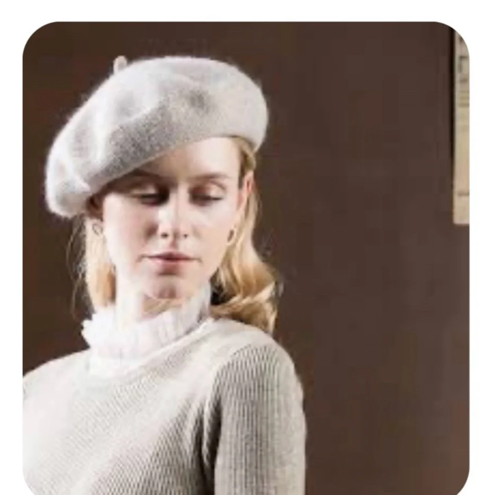 K ACCESSORIES Womens Gray‎ Plush French Beret Hat Wool-Blend